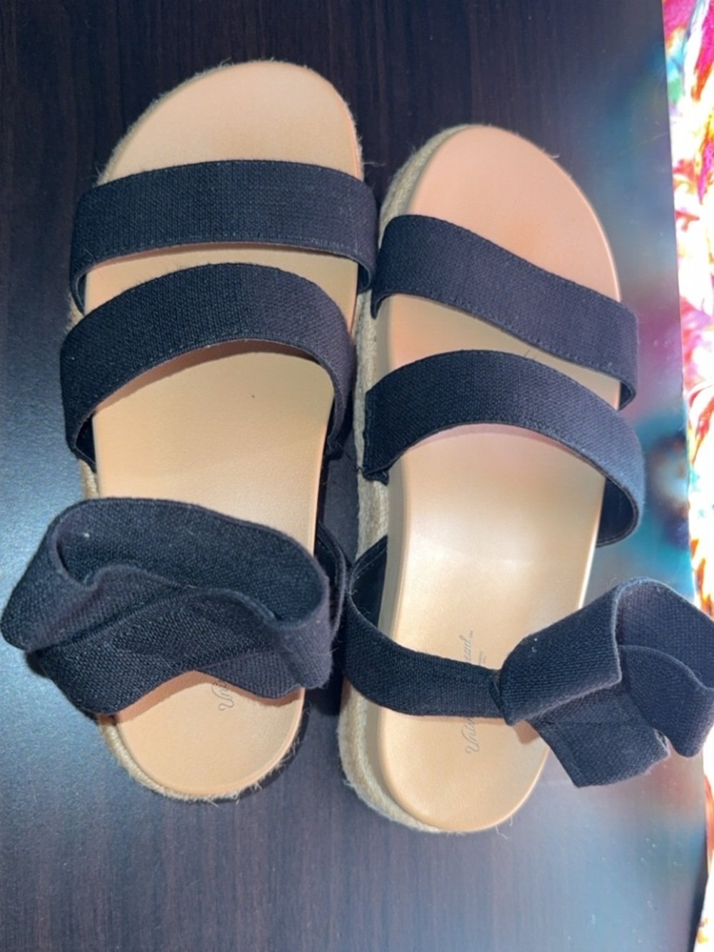 Universal Thread Platform Sandals - Picture 2 of 6